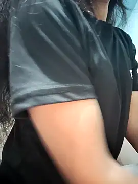 Snapshot of Kashish_SC chatting on 03-10-25, 11:38 Kashish SC online show from 03-10-25, 11:38