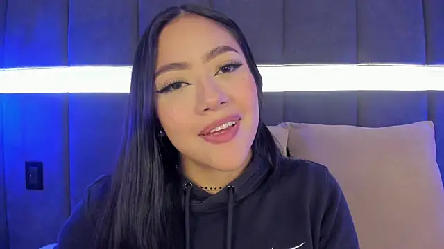 nicolle pierce online show from 01-23-25, 01:02