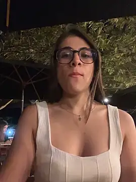 Snapshot of MariaIsabella8 chatting on 10-11-25, 12:21 MariaIsabella8 online show from 10-11-25, 12:21