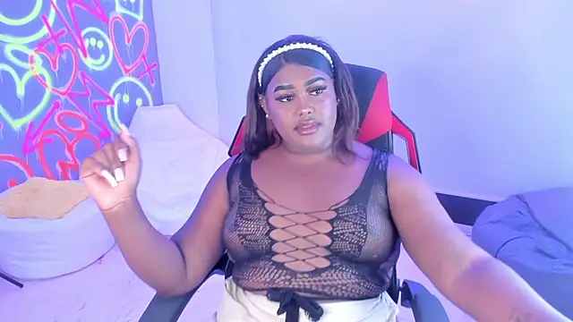 Snapshot of GEANNAROSE chatting on 12-20-24, 07:12 GEANNAROSE online show from 12-20-24, 07:12