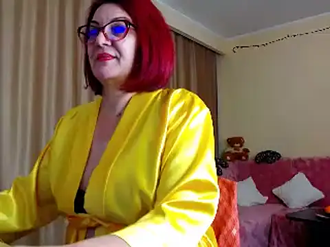 Snapshot of EdithCharm chatting on 01-14-25, 07:11 EdithCharm online show from 01-14-25, 07:11