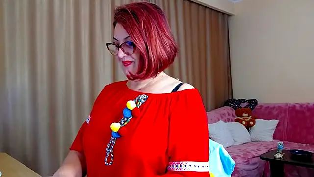 Snapshot of EdithCharm chatting on 10-08-25, 03:42 EdithCharm online show from 10-08-25, 03:42