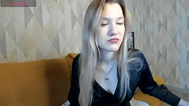 Mariel Brown online show from 12-22-24, 08:16