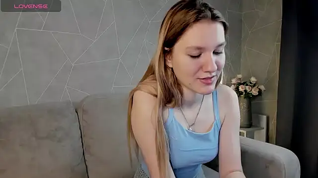 Mariel Brown online show from 12-25-24, 02:45