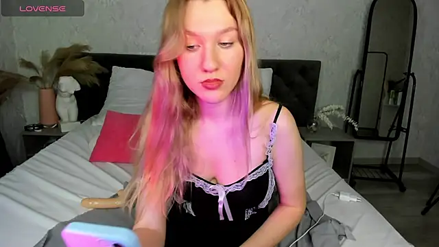 Mariel Brown online show from 01-16-25, 06:16