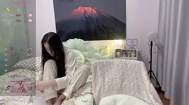 Mia-6688 online show from 01-25-25, 02:58