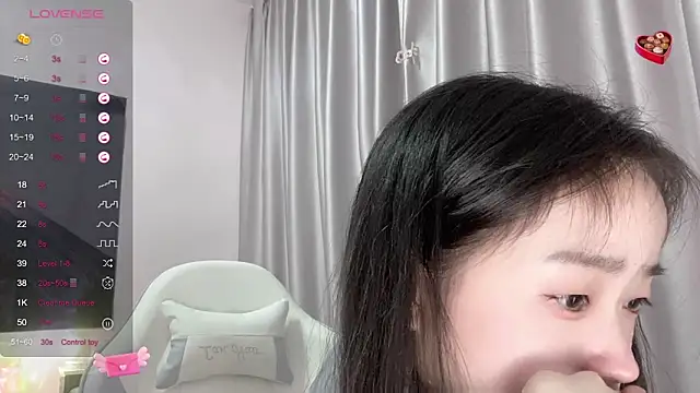 Mia-6688 online show from 03-03-25, 12:04