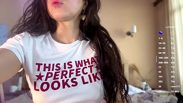 Lora Squirt online show from 11-05-25, 08:25