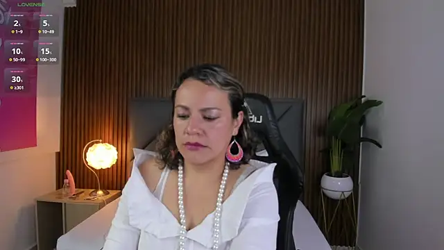 gipsela gomez online show from 01-07-25, 05:42
