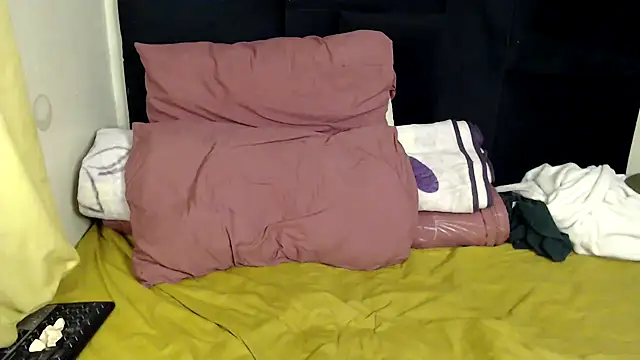 Busty-Londie online show from 10-27-25, 12:04