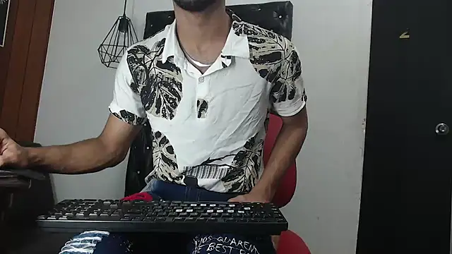 Snapshot of jhon_ath chatting on 02-15-25, 04:47 jhon ath online show from 02-15-25, 04:47