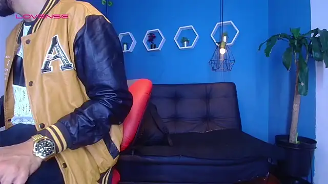 Snapshot of jhon_ath chatting on 10-17-25, 03:53 jhon ath online show from 10-17-25, 03:53