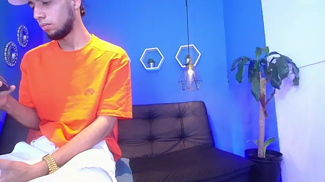 Snapshot of jhon_ath chatting on 11-28-25, 04:26 jhon ath online show from 11-28-25, 04:26