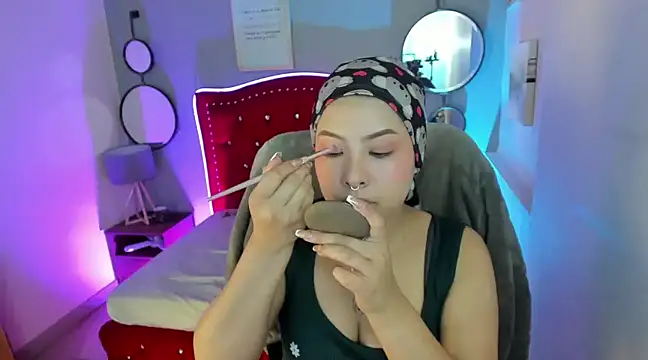 Namiko Park online show from 02-05-25, 04:36