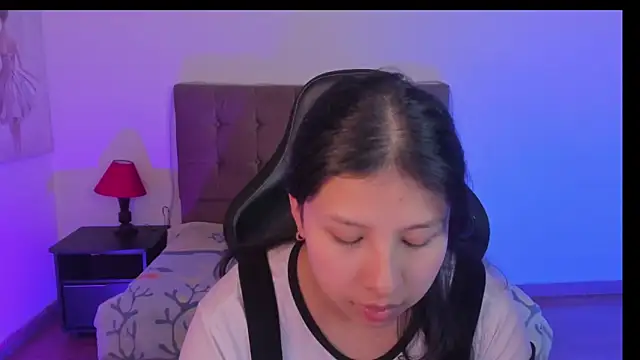 Namiko Park online show from 02-20-26, 09:26