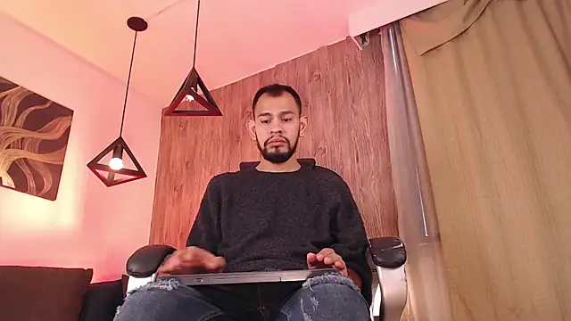 Bedobigcock online show from 01-28-25, 05:03