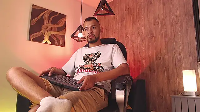 Bedobigcock online show from 02-08-25, 01:54