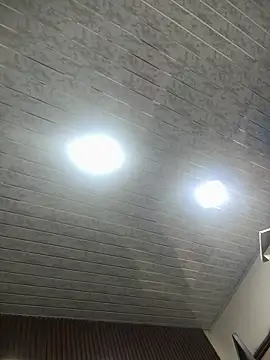 Baby Niels online show from 10-10-25, 08:52