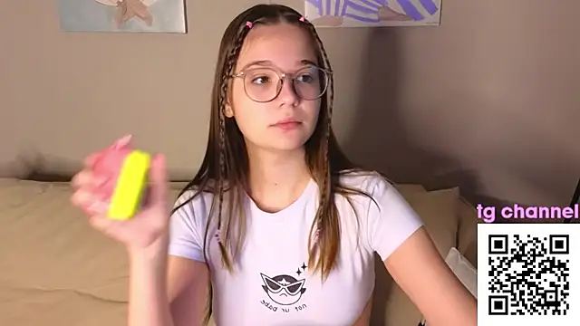 Leela sun online show from 11-23-25, 07:52