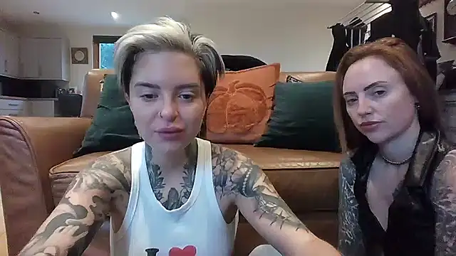 Snapshot of Alexandersonxo chatting on 11-18-25, 09:14 Alexandersonxo online show from 11-18-25, 09:14