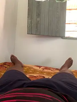 Snapshot of GordoSafadinho chatting on 12-04-24, 04:27 GordoSafadinho online show from 12-04-24, 04:27