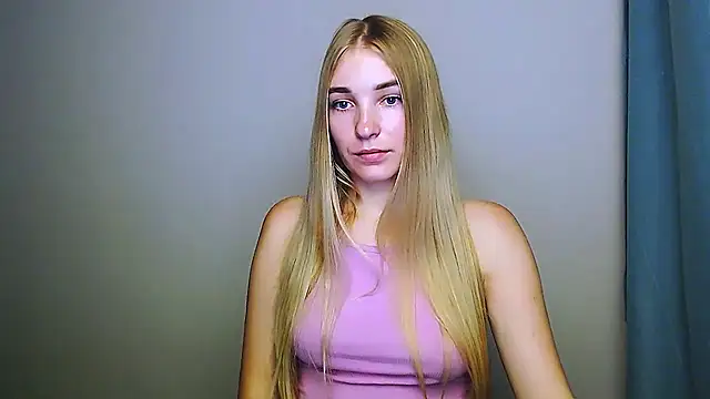 Queen ofLove online show from 11-23-25, 08:19