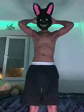 Snapshot of Ryan-hot chatting on 11-01-25, 12:34 Ryan-hot online show from 11-01-25, 12:34