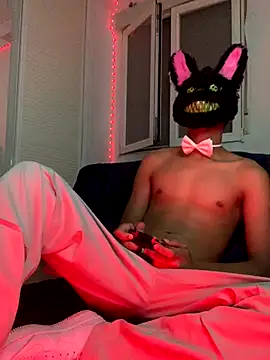 Snapshot of Ryan-hot chatting on 11-01-25, 09:39 Ryan-hot online show from 11-01-25, 09:39