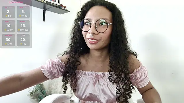 Snapshot of Elektra_williams chatting on 12-22-24, 12:07 Elektra williams online show from 12-22-24, 12:07