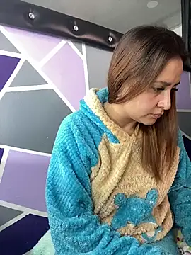 Keittly  online show from 12-06-24, 04:06