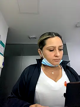 Keittly  online show from 10-09-25, 02:20