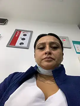 Keittly  online show from 10-17-25, 02:59