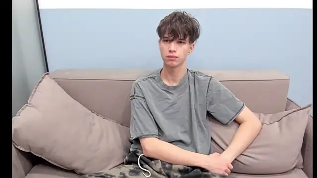 Im Shine Guy online show from 10-13-25, 02:44