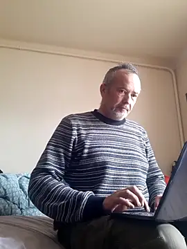 Snapshot of GayPourToi chatting on 03-02-25, 10:45 GayPourToi online show from 03-02-25, 10:45