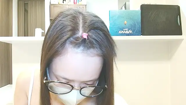  hina chan  online show from 11-12-25, 02:06