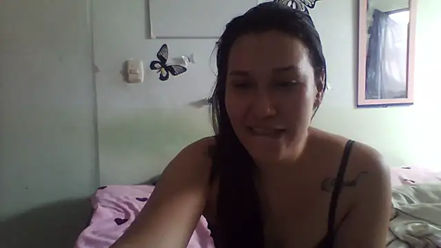 luxandracon23 online show from 02-02-25, 05:48