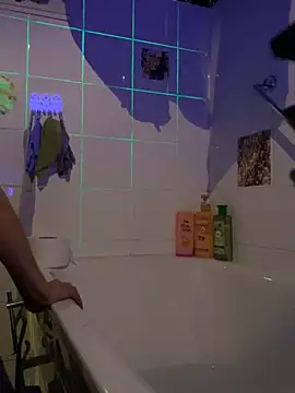 Snapshot of Gilgamesch1704 chatting on 12-28-24, 11:05 Gilgamesch1704 online show from 12-28-24, 11:05