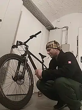 Snapshot of Gilgamesch1704 chatting on 02-09-25, 04:50 Gilgamesch1704 online show from 02-09-25, 04:50