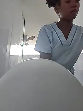 Snapshot of AriLennox_ chatting on 03-04-26, 01:39 AriLennox online show from 03-04-26, 01:39