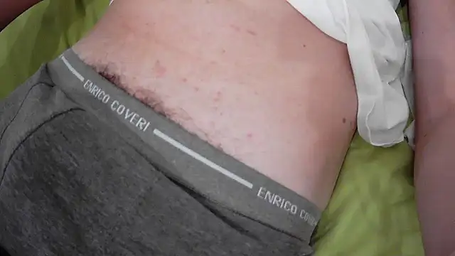 Snapshot of maxdoingthings chatting on 01-11-25, 10:40 maxdoingthings online show from 01-11-25, 10:40