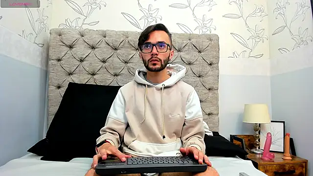 jakemagnus online show from 01-05-25, 11:48