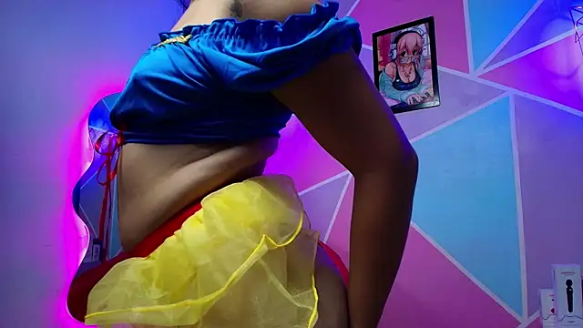 Snapshot of couple_lovelyds chatting on 10-26-25, 09:53 couple lovelyds online show from 10-26-25, 09:53