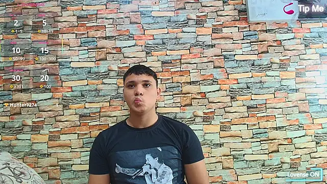 Snapshot of couple_lovelyds chatting on 11-29-25, 08:34 couple lovelyds online show from 11-29-25, 08:34