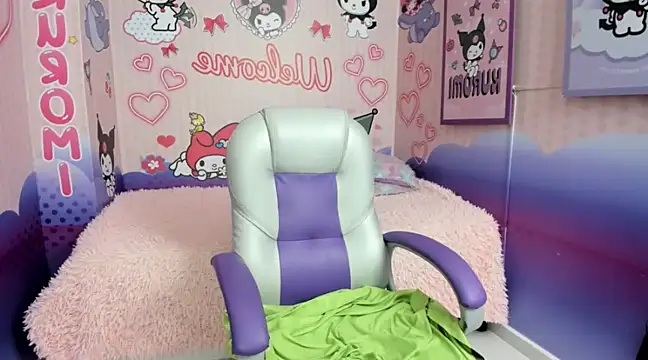 Snapshot of ariana__sweet_ chatting on 01-21-25, 12:25 ariana sweet online show from 01-21-25, 12:25