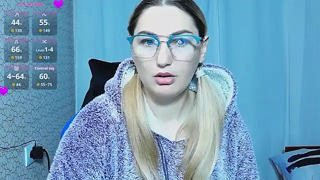 Snapshot of JaneLaJewel chatting on 10-08-25, 09:23 JaneLaJewel online show from 10-08-25, 09:23