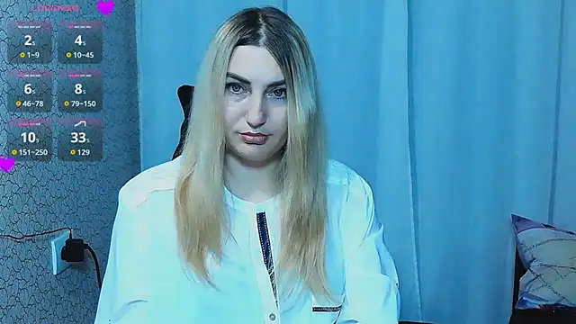 Snapshot of JaneLaJewel chatting on 10-27-25, 01:26 JaneLaJewel online show from 10-27-25, 01:26