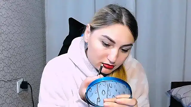 Snapshot of JaneLaJewel chatting on 10-30-25, 07:25 JaneLaJewel online show from 10-30-25, 07:25