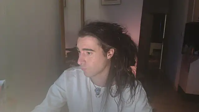 Snapshot of Octopussiexx chatting on 10-21-25, 06:14 Octopussiexx online show from 10-21-25, 06:14