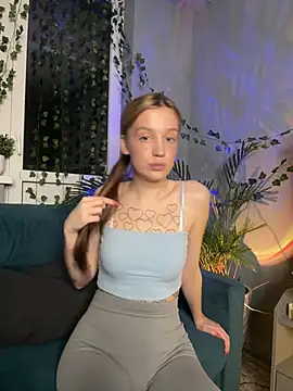 Snapshot of Sweet_Evva chatting on 01-28-25, 06:39 Sweet Evva online show from 01-28-25, 06:39