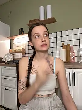 Sweet Evva online show from 12-04-25, 06:38